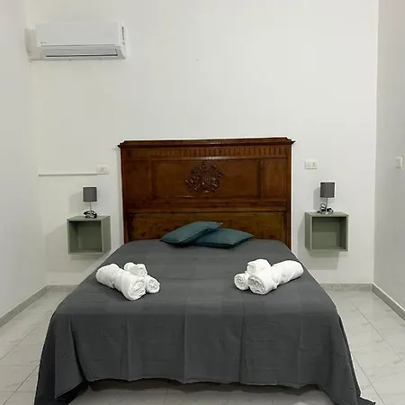Dimora Claramare- Camera 1 *